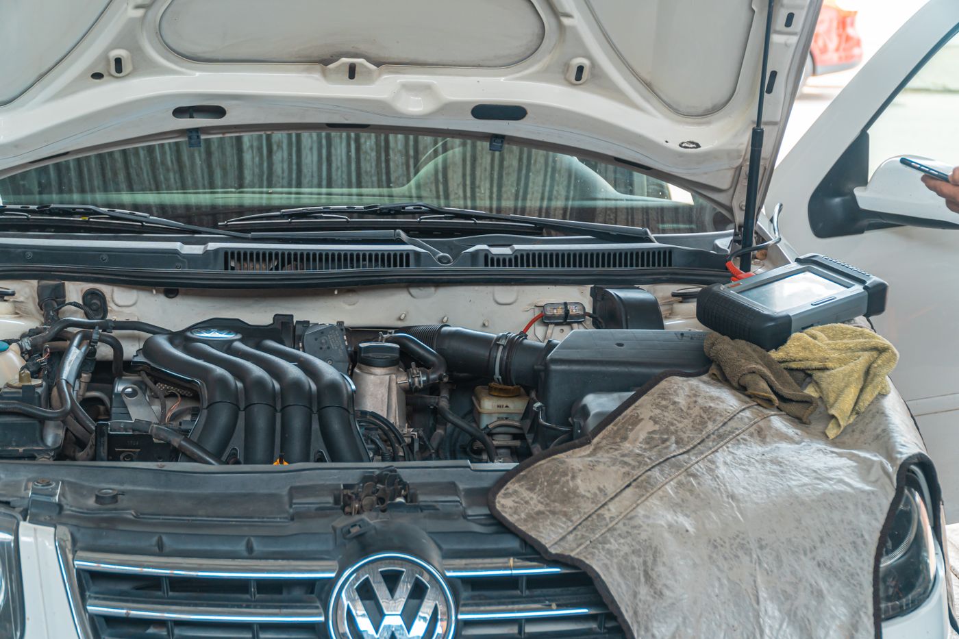 Corroded damaged steering rack before remanufacturing